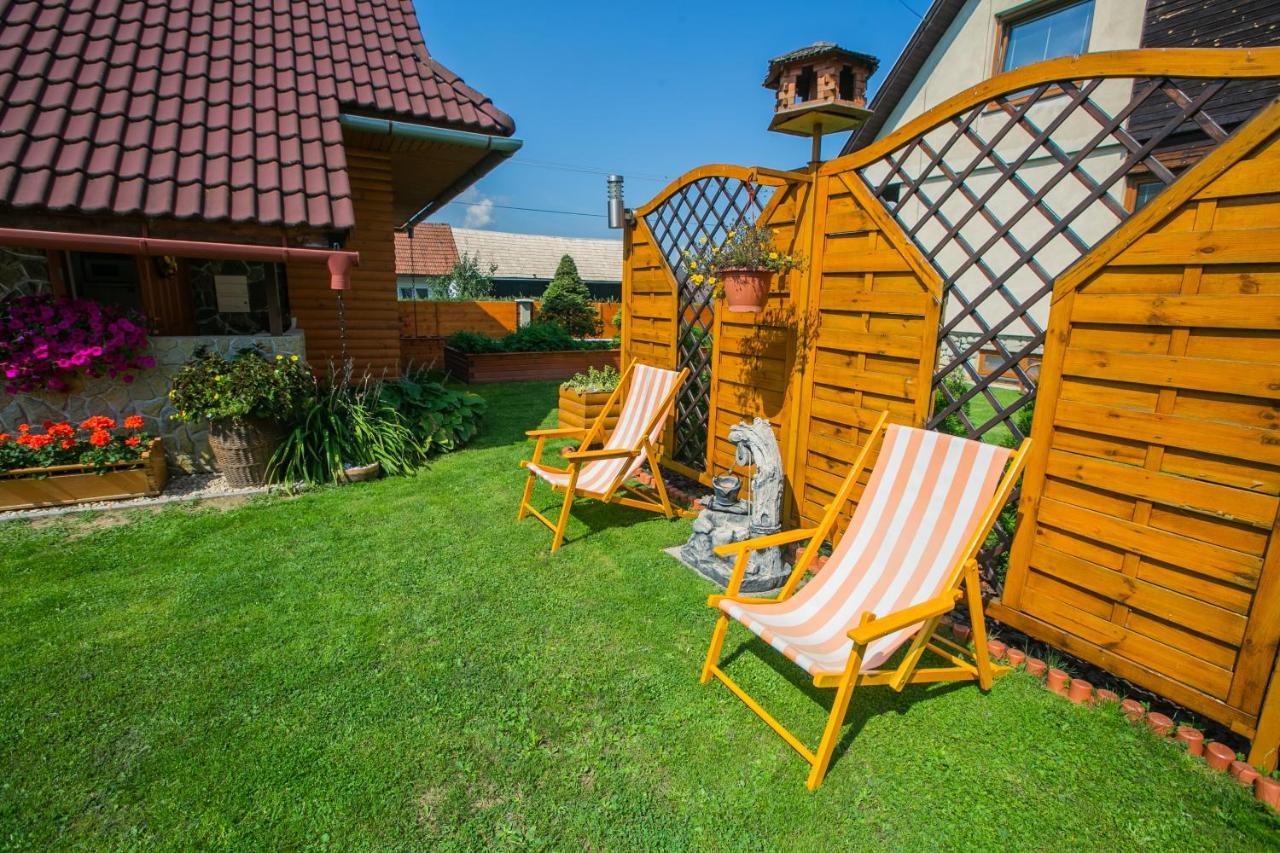 Villa Privát NA CHALUPE Partizánska Ľupča 649 Esterno foto